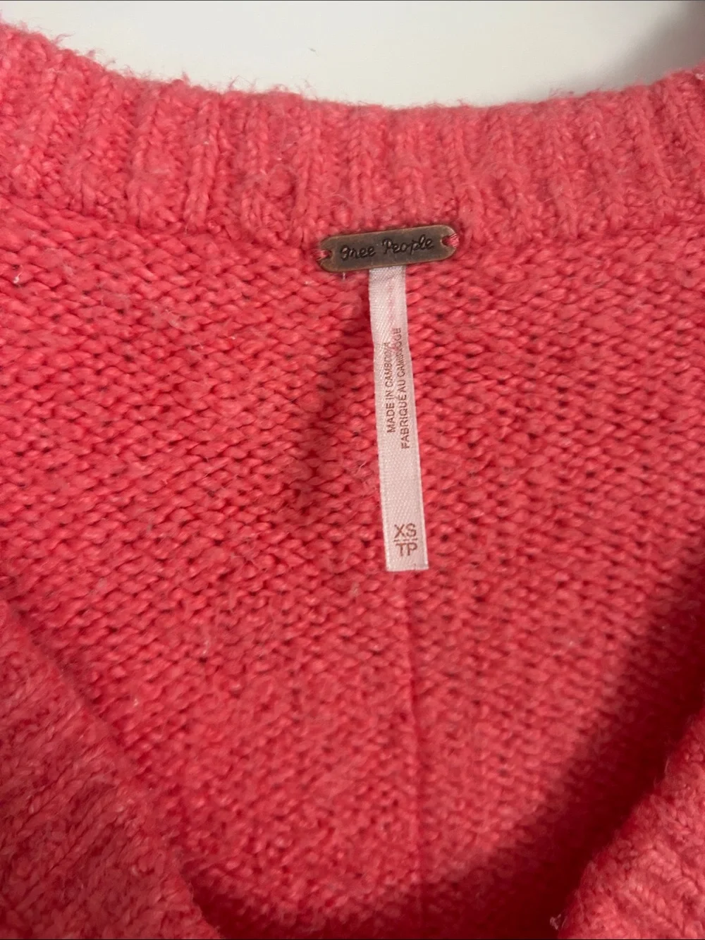 Free people V-Neck Relaxed Fit Women's Sweater in Coral Pink